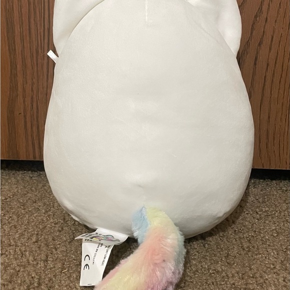 Gracelynn The Winter Fox Squishmallow - Picture 2 of 3